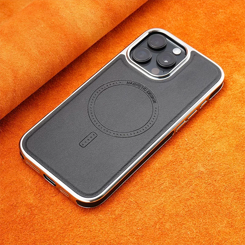 فاخر جراب iPhone بالشحن اللاسلكي مع تصميم أنيق ولون أسود على خلفية برتقالية.